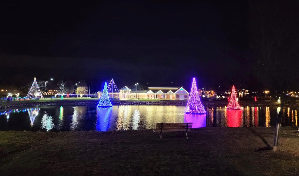 Giant Commercial Floating Christmas Tree - Over 4000 Led Lights - Expandable from 14' to 22' High x 12' Diameter