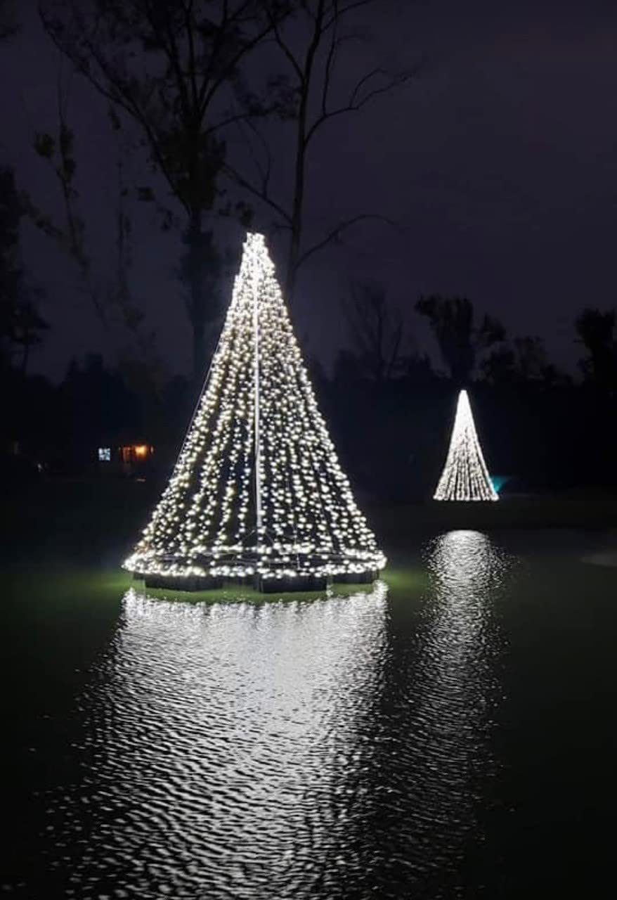 Giant Commercial Floating Christmas Tree - Over 4000 Led Lights - Expandable from 14' to 22' High x 12' Diameter
