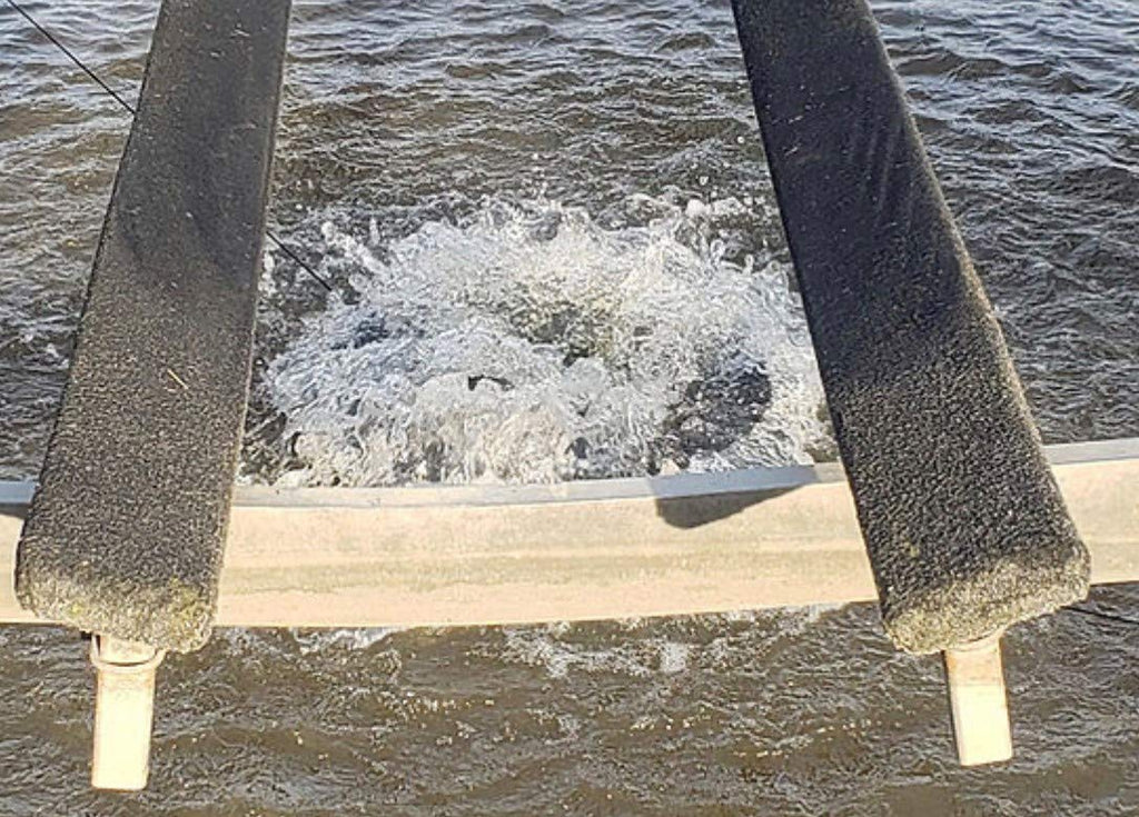 1/2 HP Floating Bubbler Aerator De-Icer by Vanguard Water Creations | Pond, Dock, Lake, Pool | 50' Cord | No Assembly Required | 52,000GPH